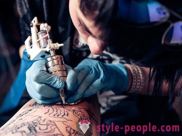 Intimate τατουάζ: η διαδικασία, φροντίδα και φωτογραφιών