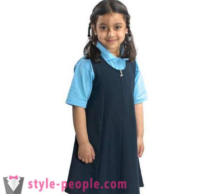 Μοντέρνο στυλ των φορεμάτων σχολείου. Σχολή φόρεμα για ανώτερους μαθητές και πρώτης δημοτικού