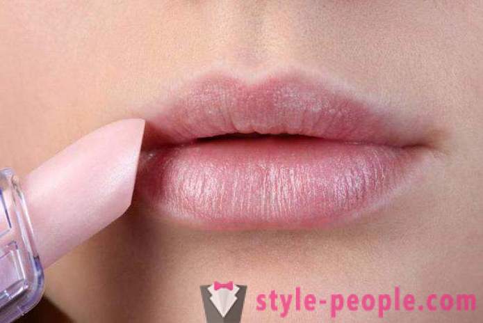 Ενυδατικό Lip Balm: Κριτικές