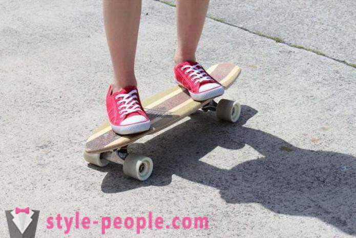 Έντυπα skateboards: ανασκόπηση των μοντέλων, τις διαφορές, τα χαρακτηριστικά, την επιλογή