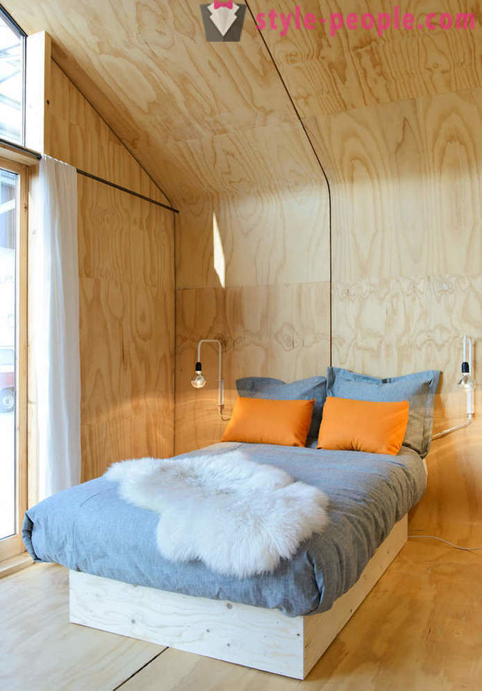 Η ολλανδική έχτισε ένα πλήρως εξοπλισμένο σπίτι φτιαγμένο από χαρτόνι