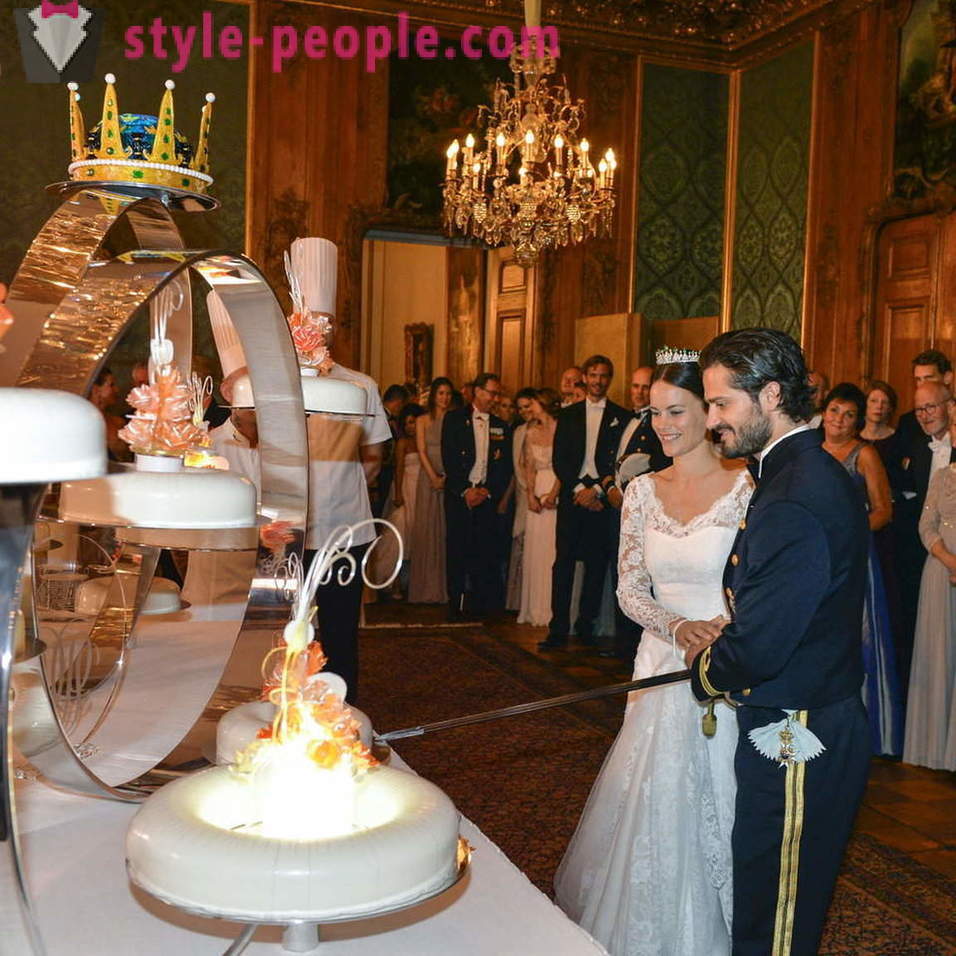 Μια επιλογή από εντυπωσιακά τις βασιλικό γάμο κέικ