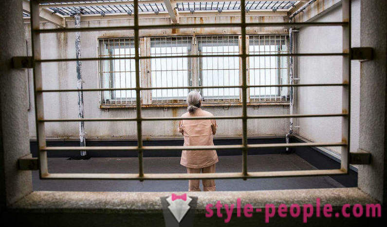 Παλαιότερα Ιάπωνες έχουν την τάση σε μια τοπική φυλακή