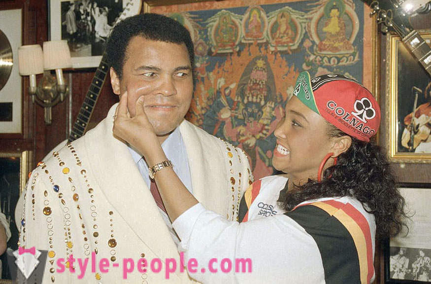 Γενέθλια Greatest: Muhammad Ali έξω από το δαχτυλίδι