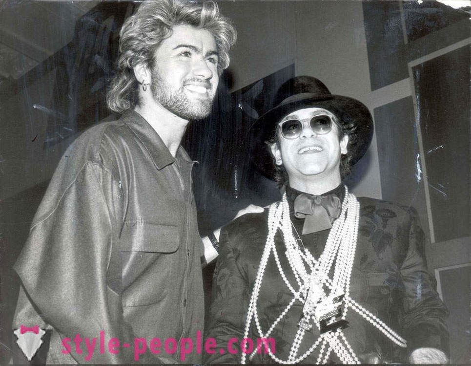 Ο τραγουδιστής George Michael πέθανε σε ηλικία 53 χρόνων