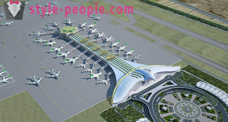 Τουρκμενιστάν άνοιξε το αεροδρόμιο στο σχήμα ιπτάμενου γερακιού