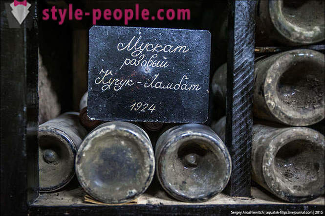 Η περίφημη συλλογή κρασιών Massandra