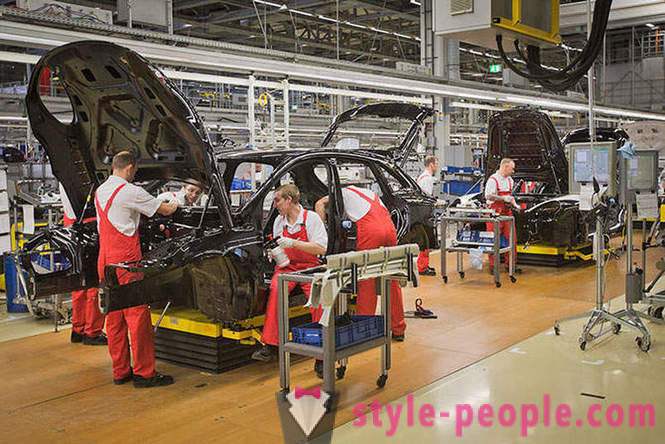 Ξενάγηση στο ιδανικό της παραγωγής αυτοκινήτων στη Λειψία