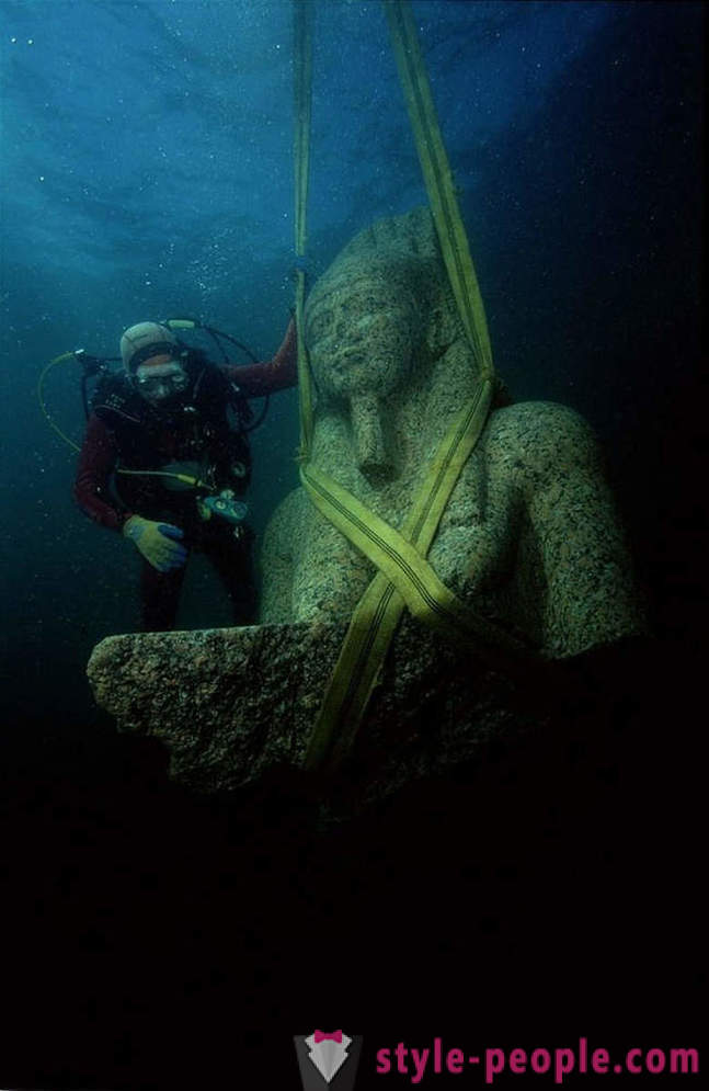 Η αρχαία πόλη του Ηρακλείου - 1.200 χρόνια κάτω από το νερό
