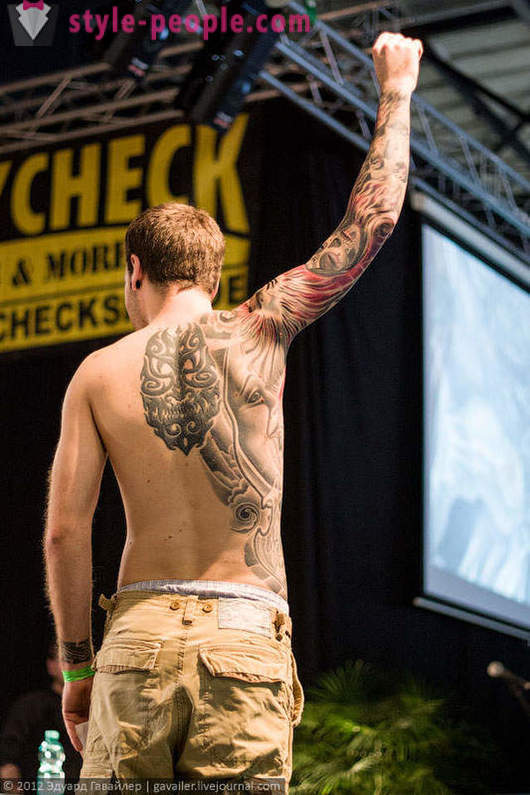 Tattoo τέχνη σε διεθνές συνέδριο στο Βερολίνο