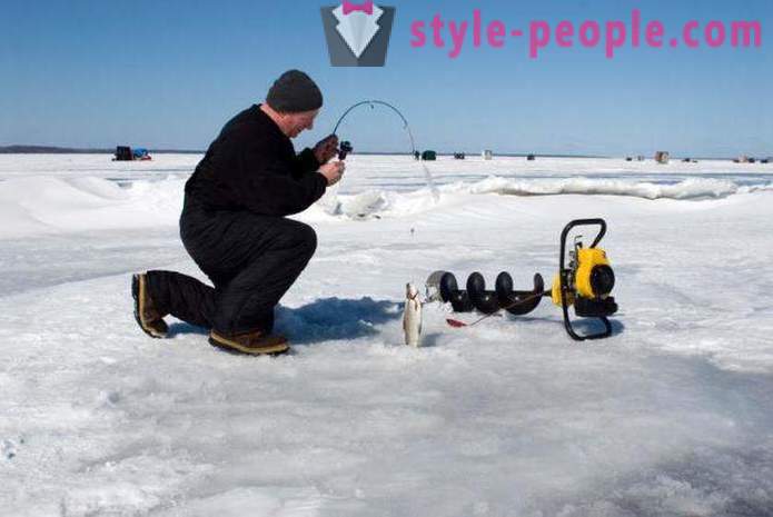 Χειμώνας ψάρεμα στον πάγο πρώτο: Συμβουλές έμπειρους