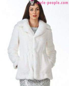Κομψό λευκό παλτό: χαρακτηριστικά, τα μοντέλα