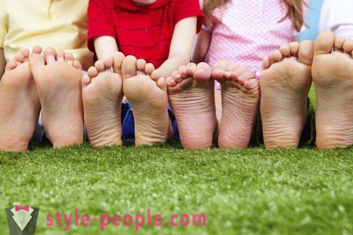 Πώς να επιλέξετε footbeds για ένα παιδί;