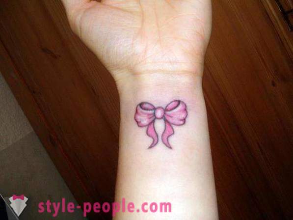 «Τόξα» - ένα τατουάζ για τα κορίτσια