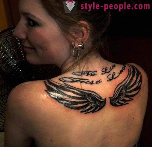 Τατουάζ «φτερά» στο πίσω μέρος - ανθεκτικό Ward