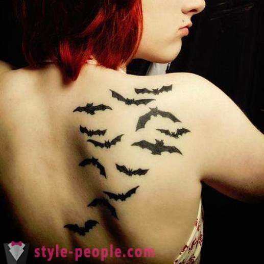Τατουάζ «νυχτερίδα» - ένα σημάδι ενός υπερήρωα ή σκοτεινές δυνάμεις;