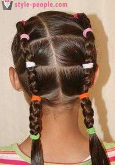 Απλή hairstyles με μια λαστιχένια ζώνη