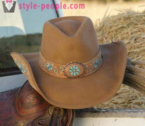 Cowboy Καπέλο: η ιστορία της εμφάνισης και της ανεξάρτητης παραγωγής