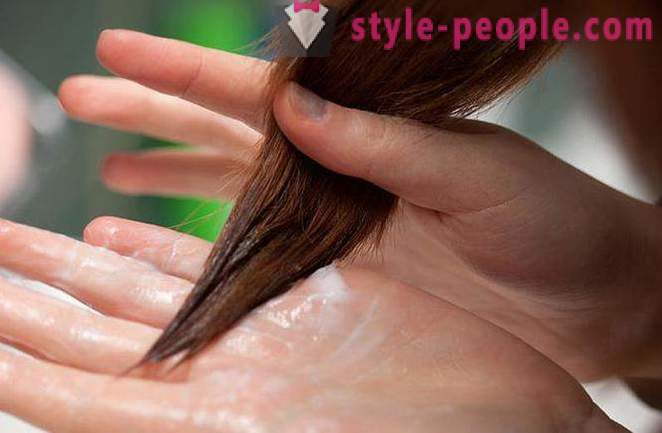 Πώς να κάνει τα μαλλιά πιο ήπια; Βάλσαμα και σαμπουάν για τα μαλλιά: σχόλια