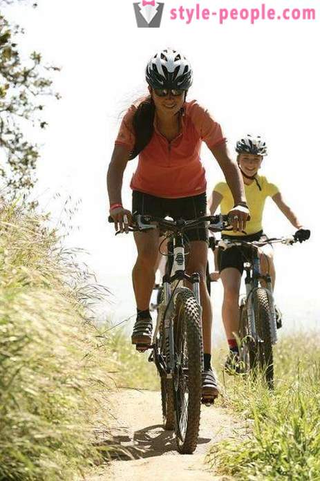 Ιστορίες γυναικών: πώς να επιλέξετε το μέγεθος του πλαισίου του ποδηλάτου;