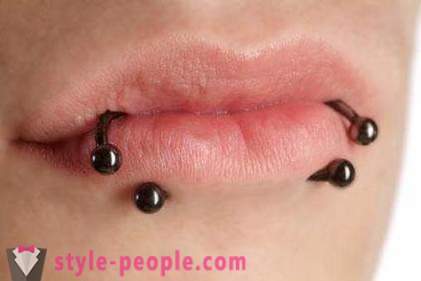Lip piercing: πλεονεκτήματα και μειονεκτήματα